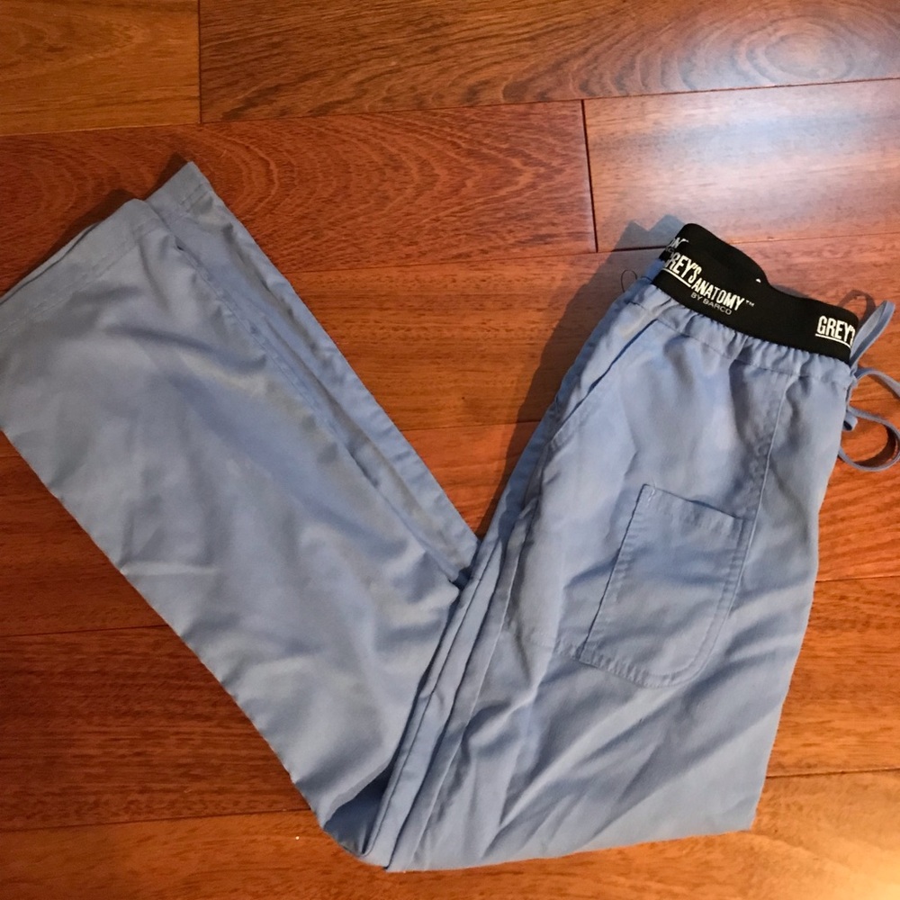 Greys Anatomy 3 Pocket Athletic Logo Waist XS